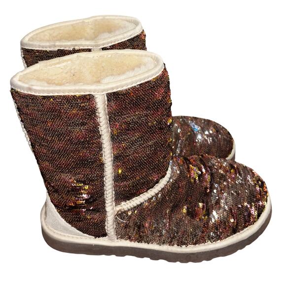 UGG Boots Reversible sequins Gold Bronze women’s size 6 - Picture 1 of 7